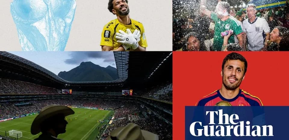 Jugadores y aficionados celebrando en el Mundial de fútbol