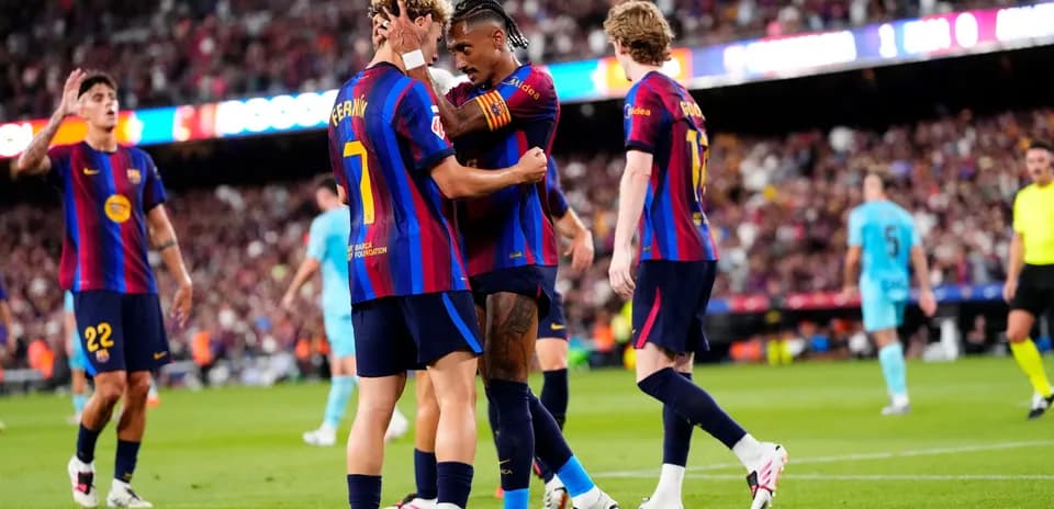 Jugadores de Barcelona celebrando un gol