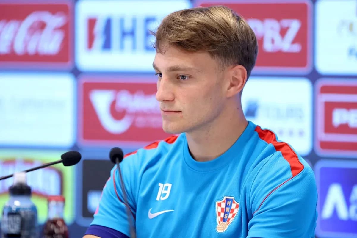 Jugador de Croacia en conferencia de prensa