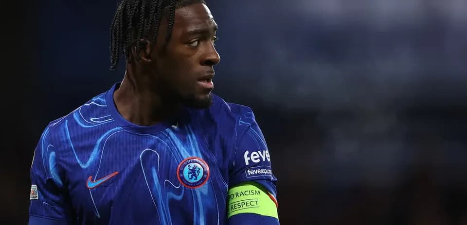 Jugador de Chelsea en acción durante el partido