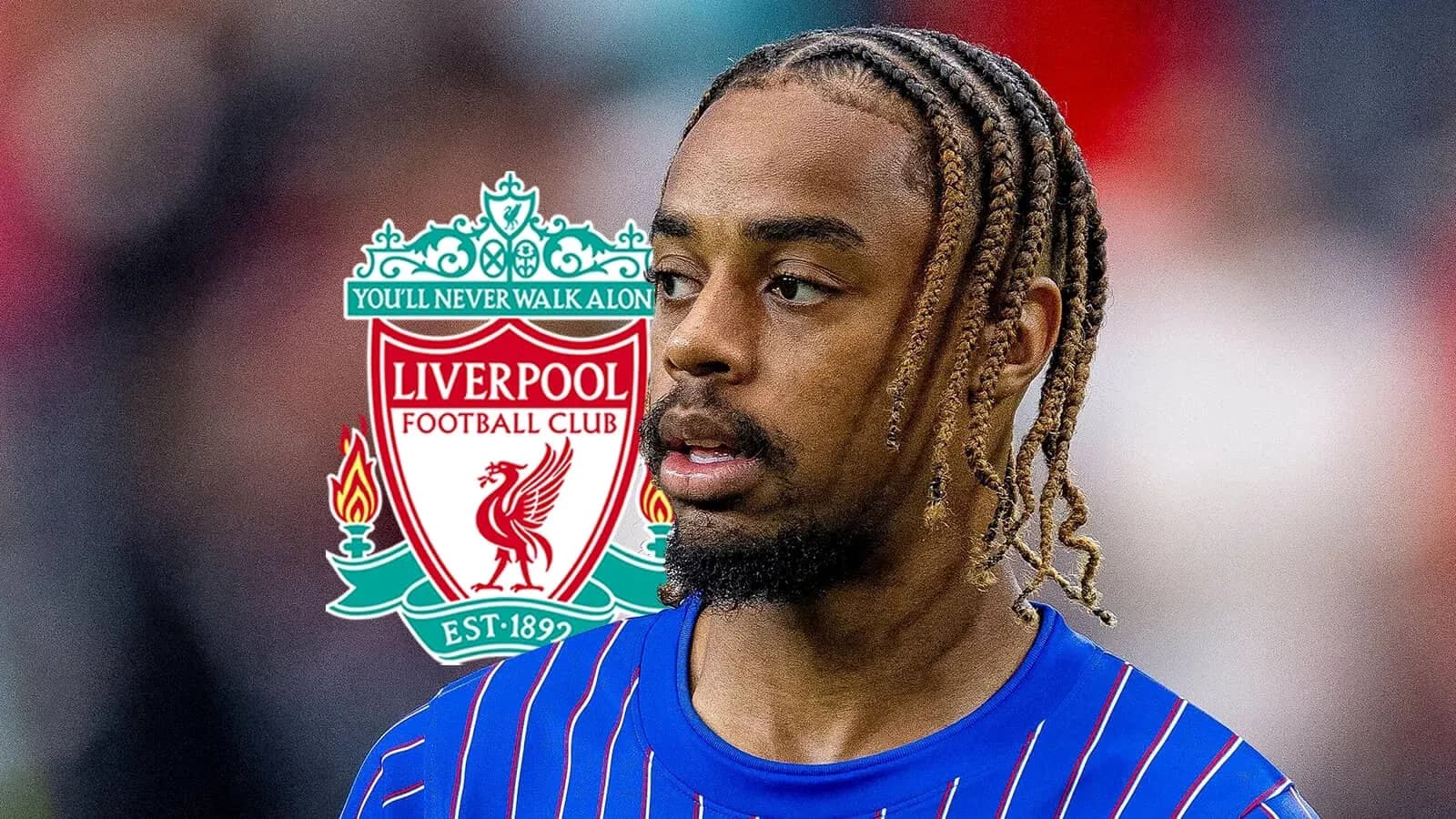 Jugador de Liverpool con camiseta azul y trenzas
