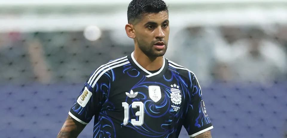 Jugador de Argentina en el campo durante partido