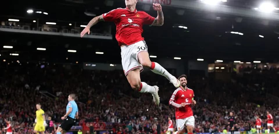 Jugador de Manchester United celebrando un gol