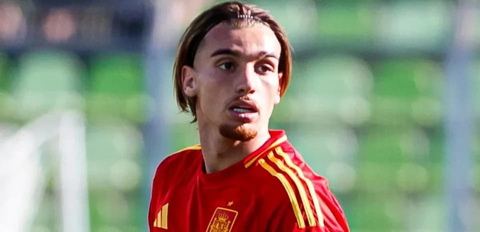 Jugador de España en partido de fútbol
