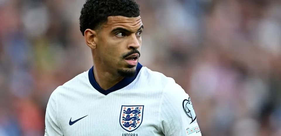 Jugador de Inglaterra en partido de clasificación