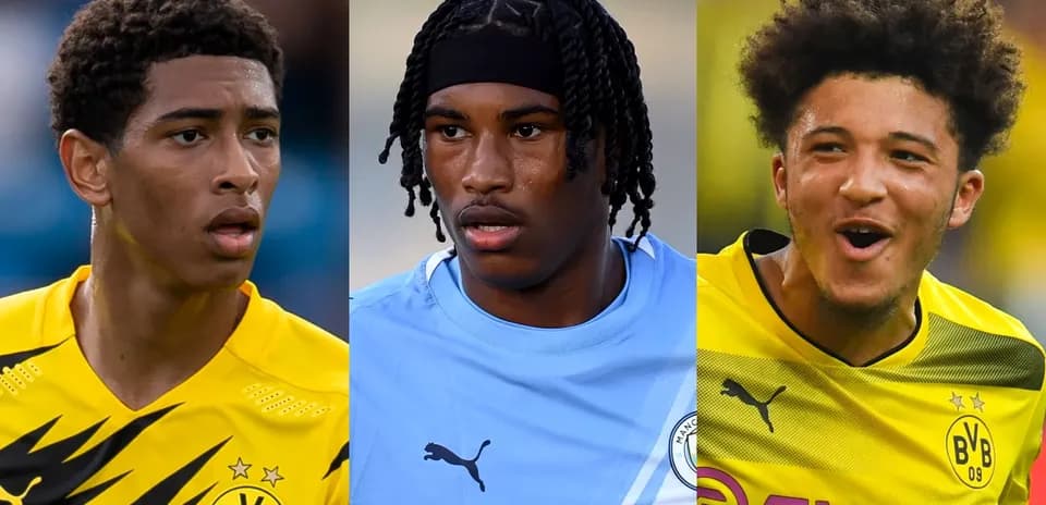 Tres jugadores de fútbol en diferentes camisetas