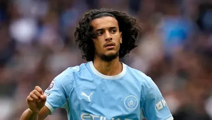 Jugador de Manchester City en acción durante el partido