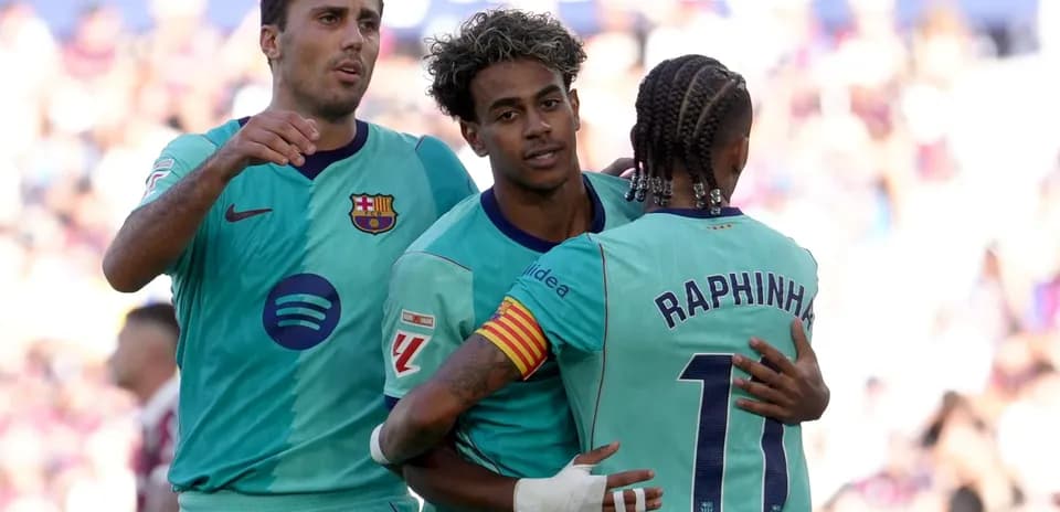 Jugadores del Barcelona celebrando un gol