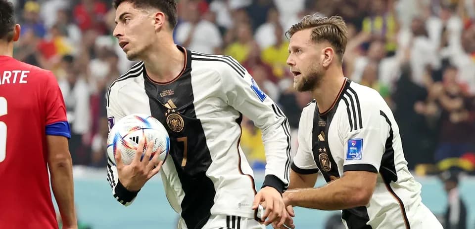 Jugadores de Alemania en el partido contra Curaçao