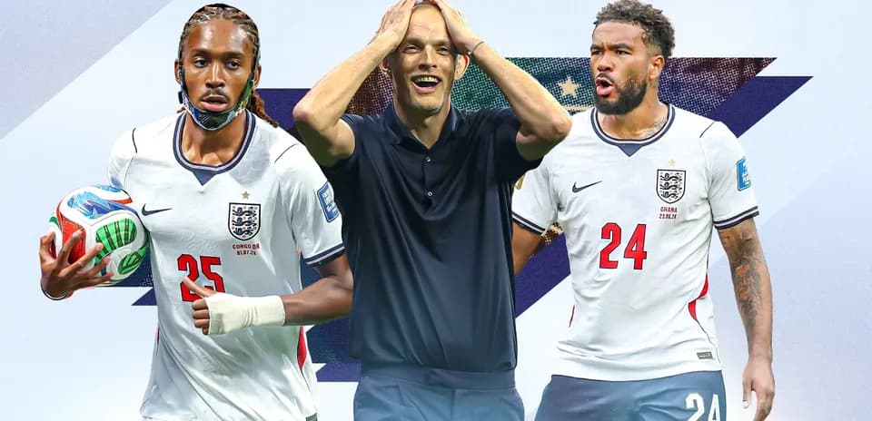 Jugadores de Inglaterra y entrenador durante un partido