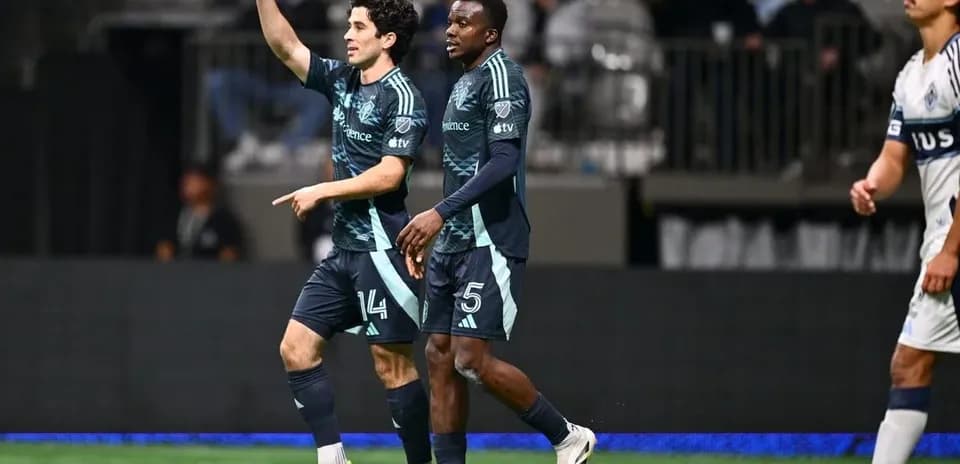 Jugadores del Seattle Sounders celebrando un gol