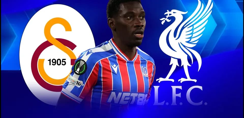 Jugador de Crystal Palace con logos de Galatasaray y Liverpool