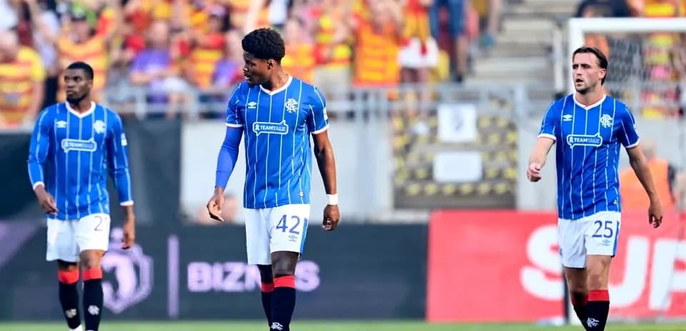 Jugadores del Rangers en el partido contra Jagiellonia