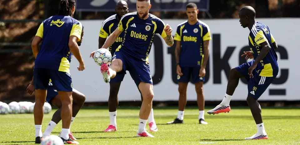 Entrenamiento de Fenerbahçe antes del partido