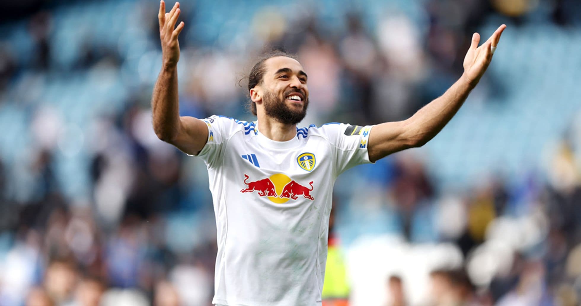 Jugador de Leeds celebrando un gol