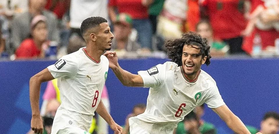 Jugadores de Marruecos celebrando un gol en el partido