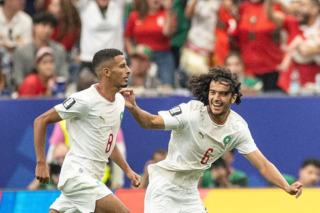 Jugadores de Marruecos celebrando un gol en el partido