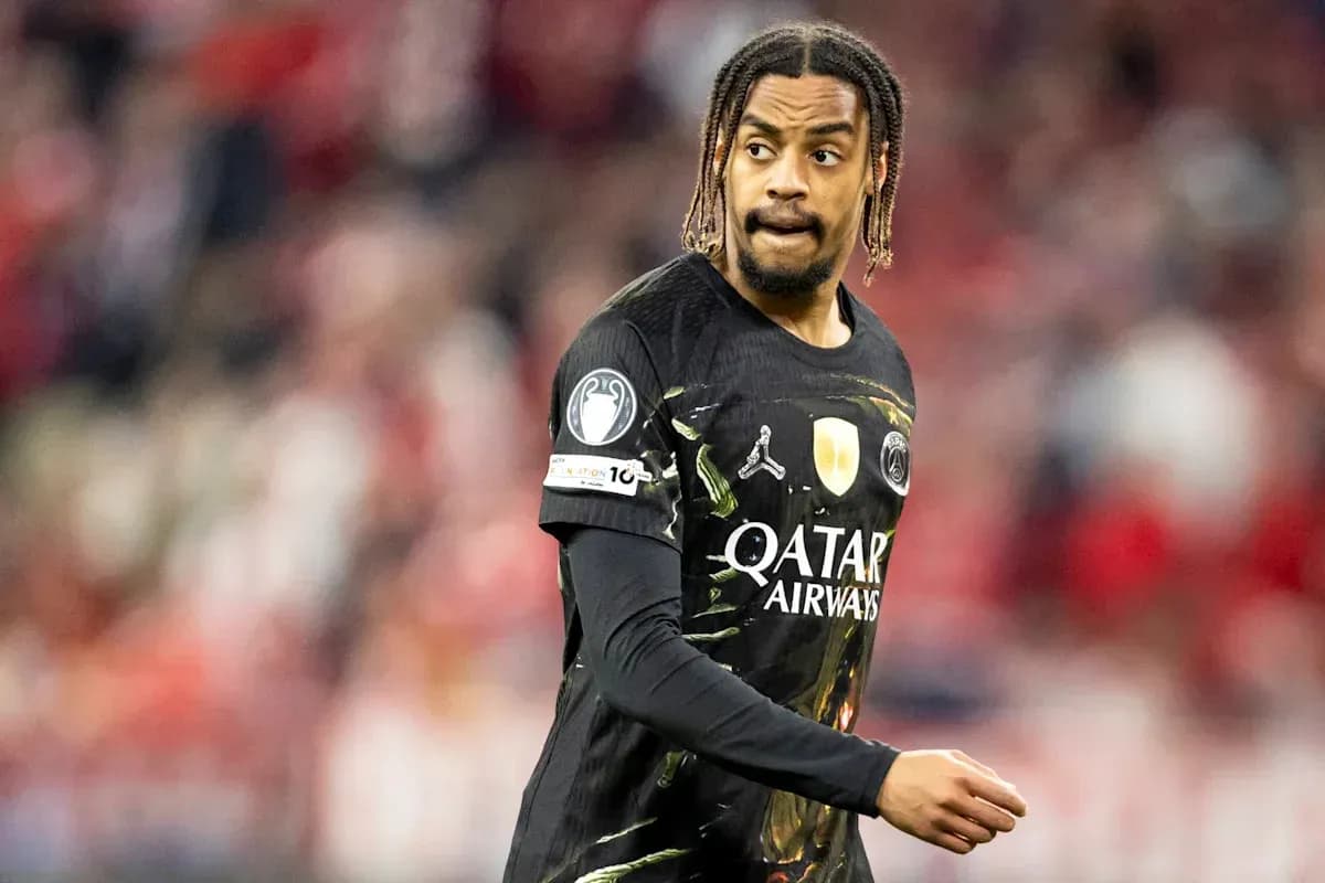 Jugador de PSG en acción durante un partido