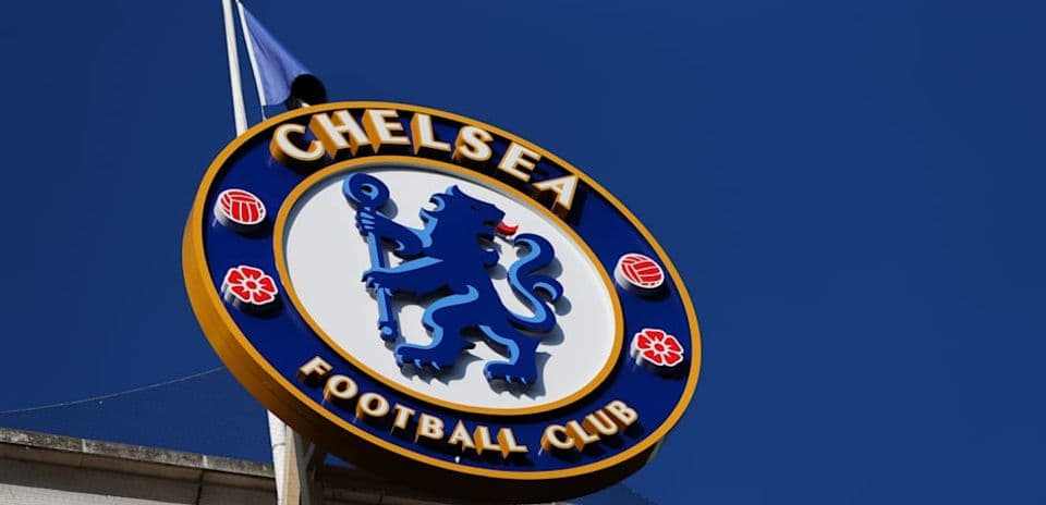 Escudo del Chelsea Football Club en el estadio