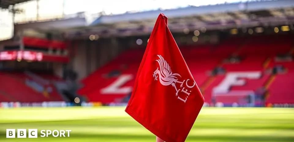 Bandera de esquina de Liverpool en Anfield