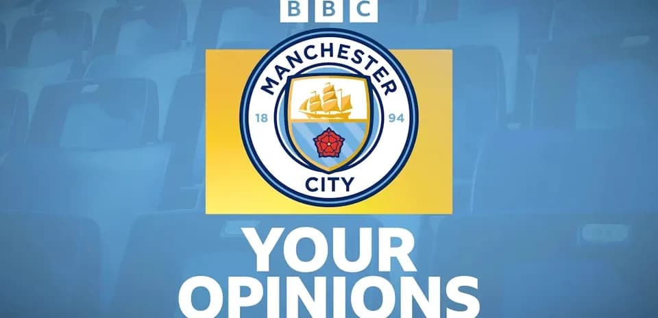 Logo de Manchester City con texto 'Tus opiniones'