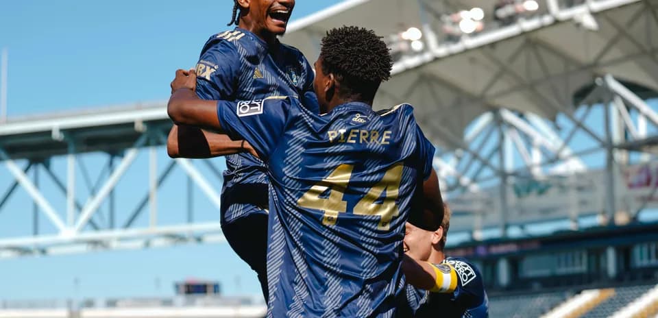 Jugadores del Philadelphia Union II celebrando un gol