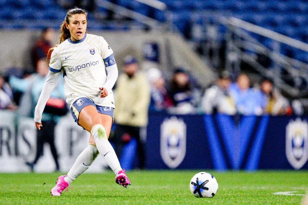 Jugadora de Seattle Reign FC en acción