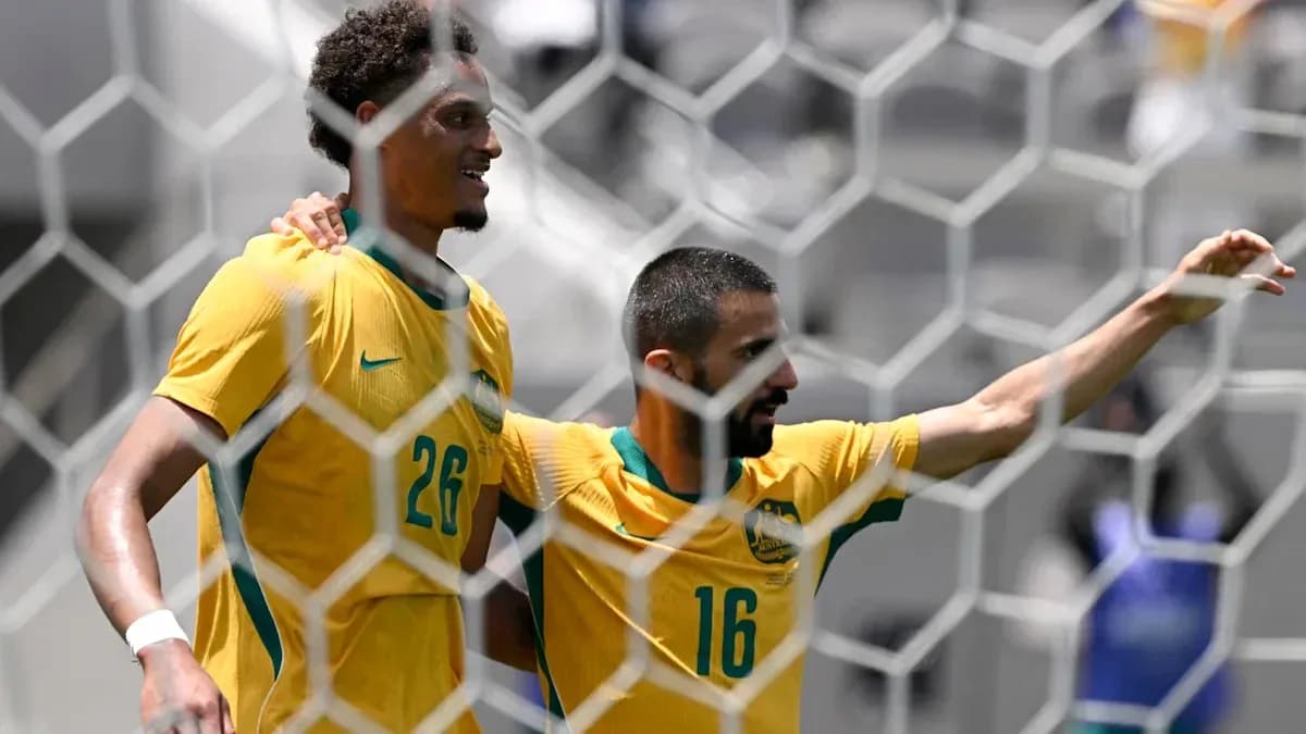 Jugadores australianos celebrando en el campo de juego