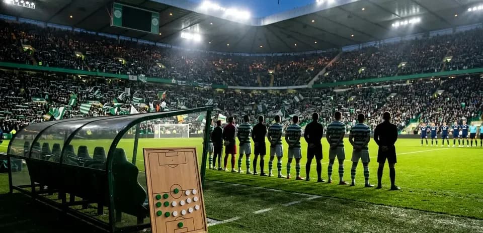 Jugadores de Celtic alineados antes del partido