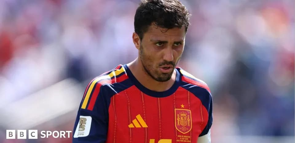 Jugador de España en el campo durante el partido