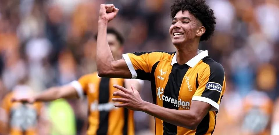 Jugador de HCAFC celebrando un gol en el estadio