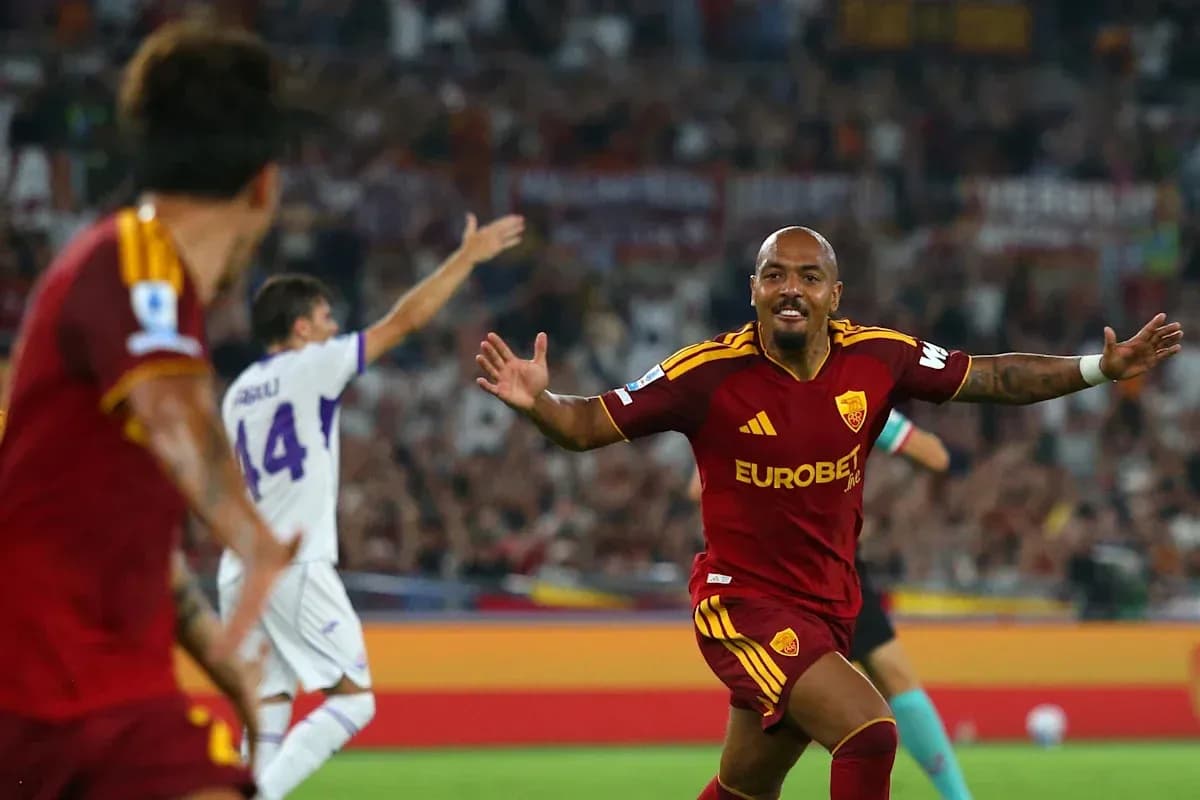 Jugador de la Roma celebrando un gol en el partido