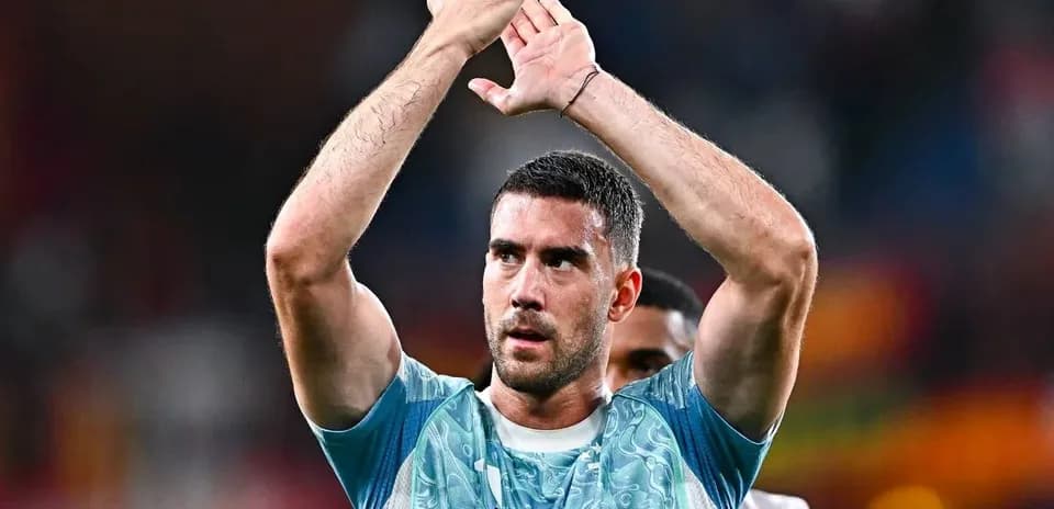 Jugador aplaudiendo al público tras el partido