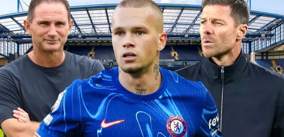 Jugadores y entrenadores en Stamford Bridge