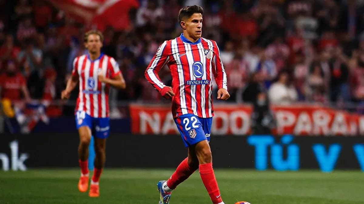 Jugador del Atlético de Madrid en acción
