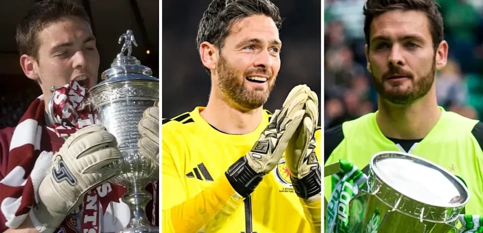Tres porteros sosteniendo trofeos en diferentes momentos