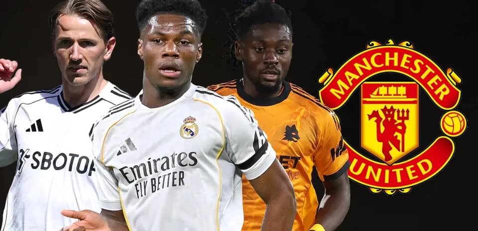 Jugadores de fútbol con logo de Manchester United