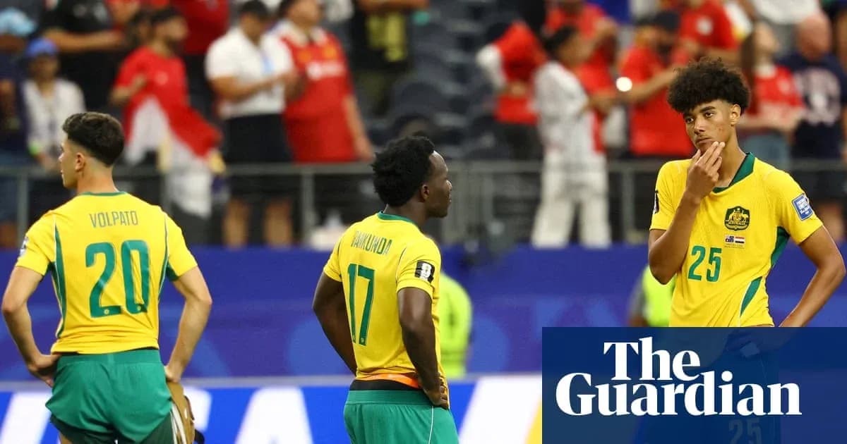 Jugadores australianos en el campo después del partido