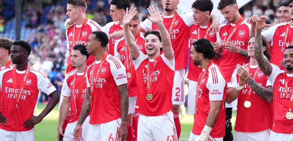 Jugadores del Arsenal celebrando el campeonato 2025/26