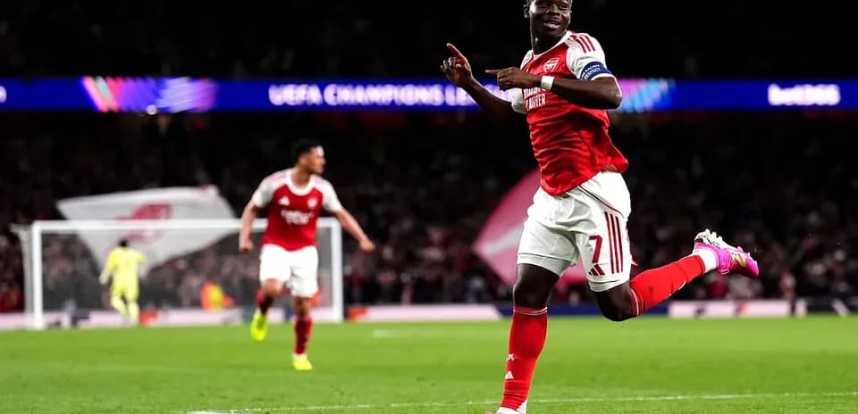 Jugador de Arsenal celebrando un gol