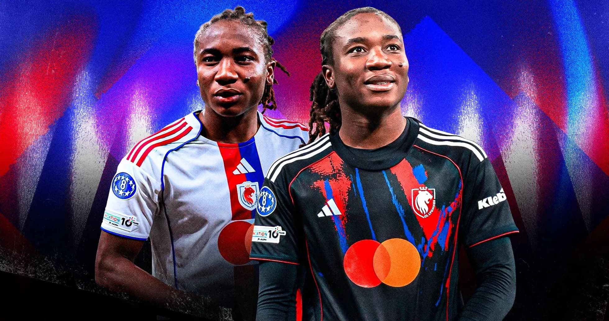 Dos jugadores de fútbol en camisetas de club