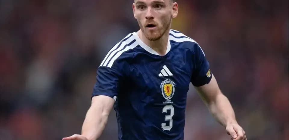 Jugador de Escocia en acción durante el partido