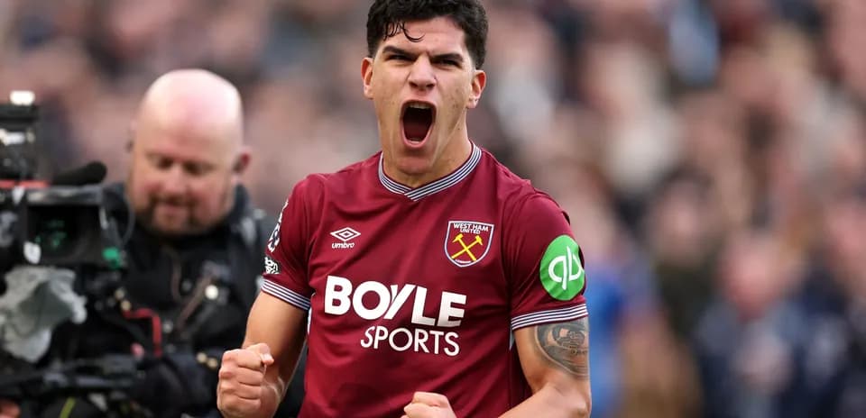 Jugador de West Ham United celebrando un gol