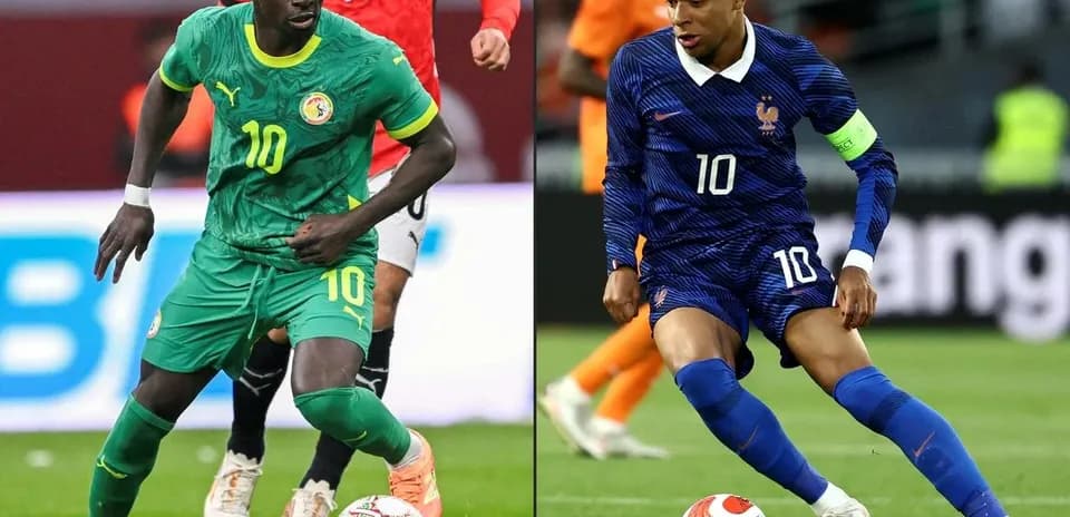 Sadio Mané y Kylian Mbappé en acción