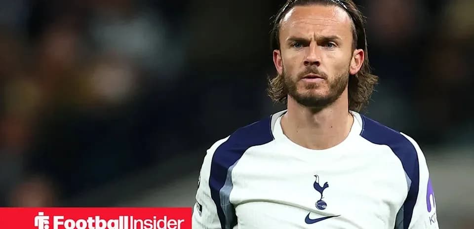 Jugador de Tottenham en el campo durante el partido
