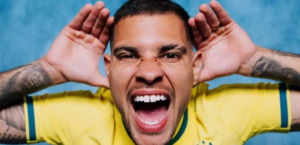 Jugador de Brasil haciendo gesto de celebración