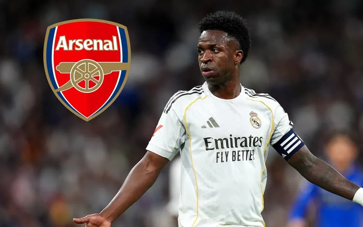Jugador de Real Madrid en acción con logo de Arsenal