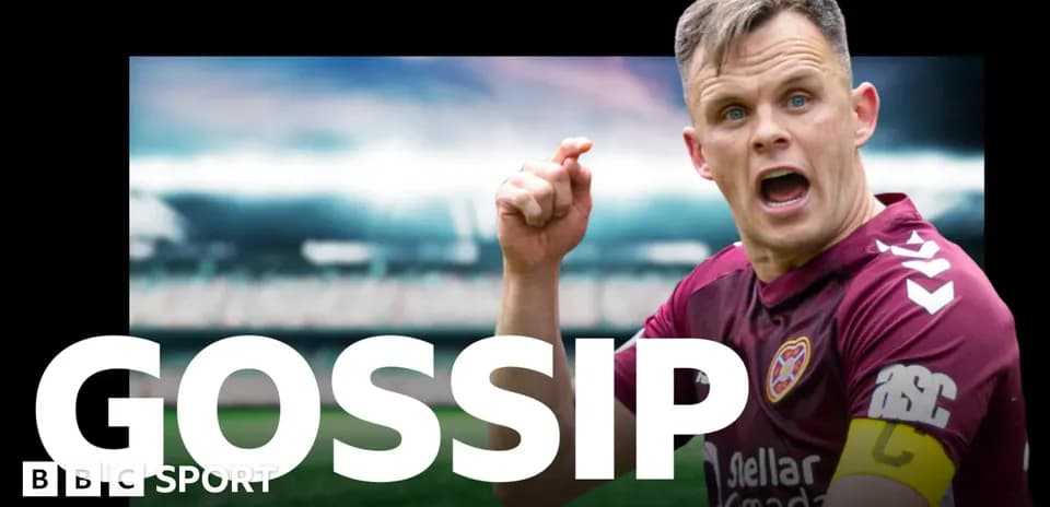 Jugador de Hearts señalando en el estadio durante un partido
