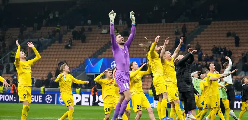 Jugadores de Bodo/Glimt celebrando en el campo