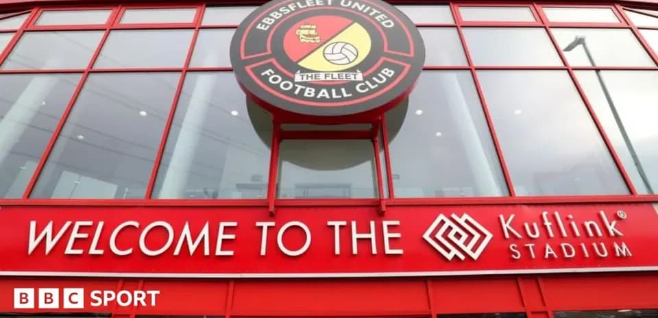 Entrada al estadio Kuflink de Ebbsfleet United